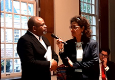 Foto van debat in het Luthermuseum